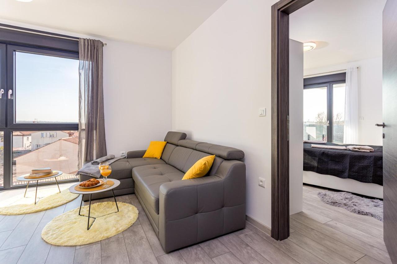 Apartment M****, New City Apartment + Parking بولا المظهر الخارجي الصورة