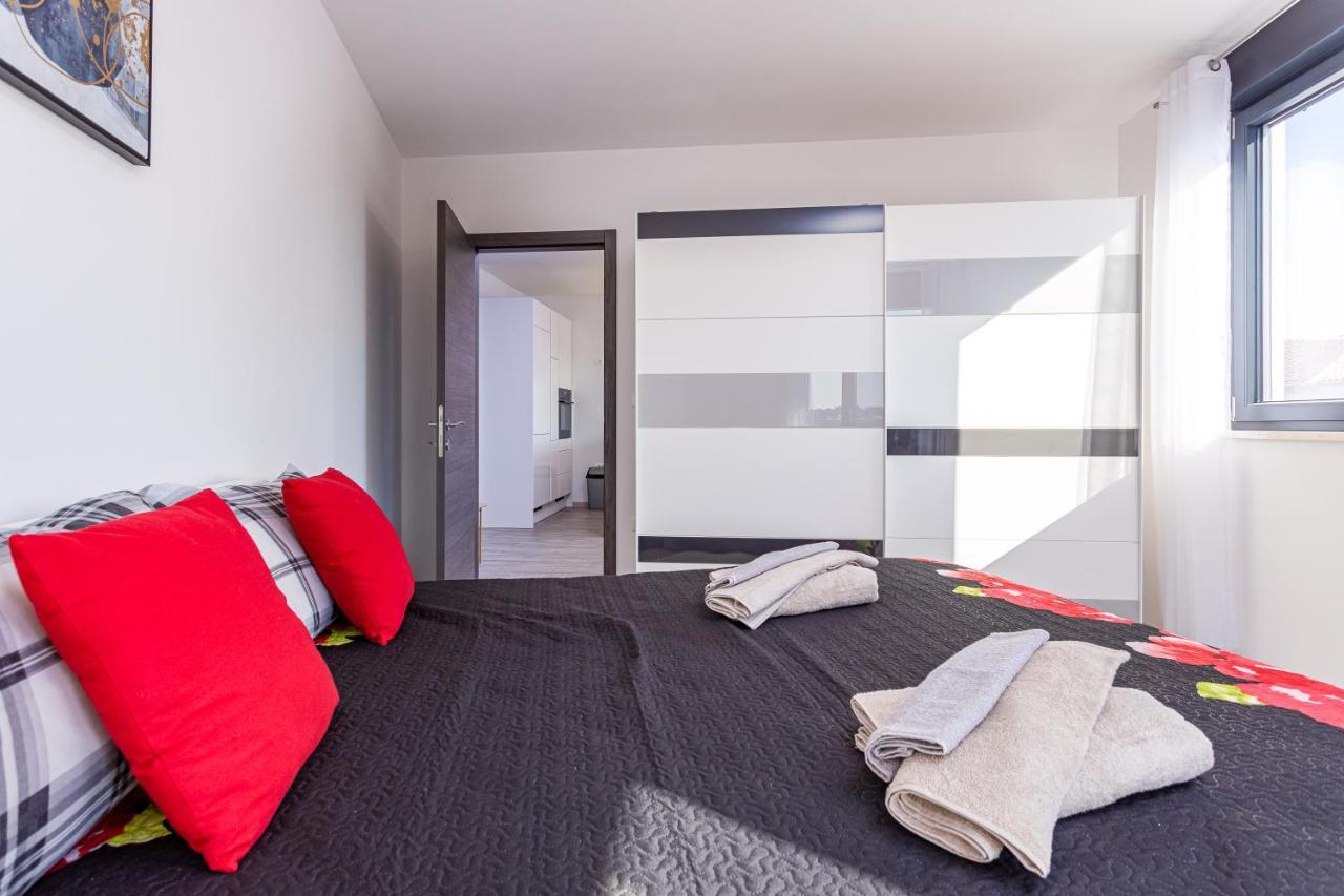 Apartment M****, New City Apartment + Parking بولا المظهر الخارجي الصورة